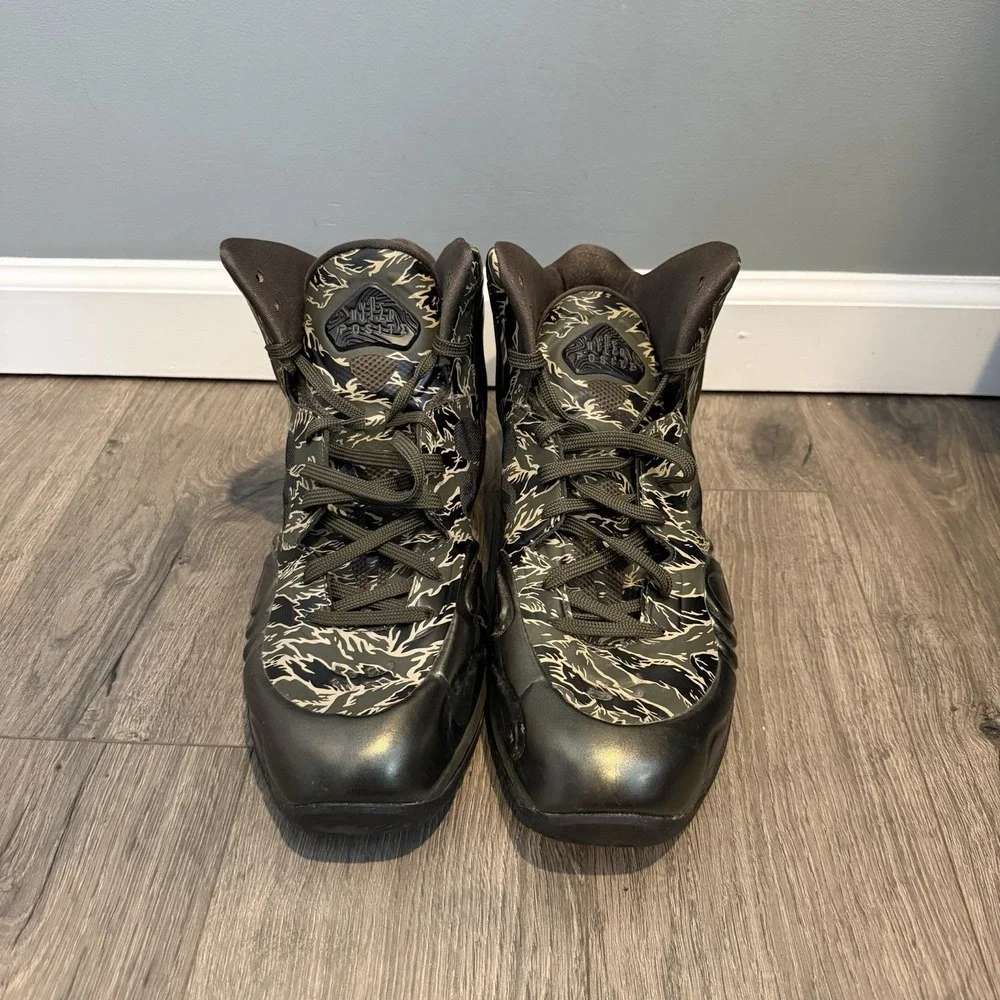 Size 14 - Nike Air Max Hyperposite Tiger Camo Green Black Leather (524862-300)